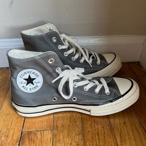 Converse Chuck 70 High Top - size 8 women - grey